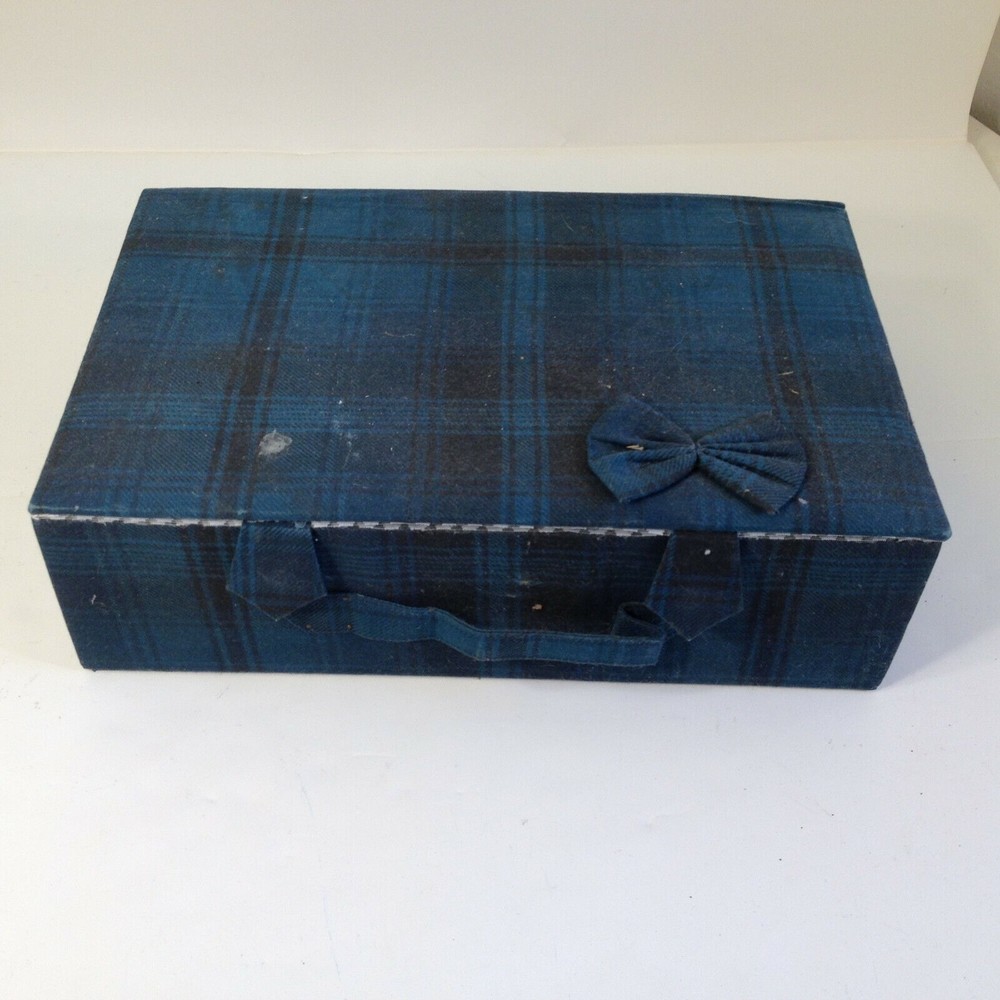 Vintage Pearl Porcelain Doll "Case Only" by Duck House Heirloom Collections